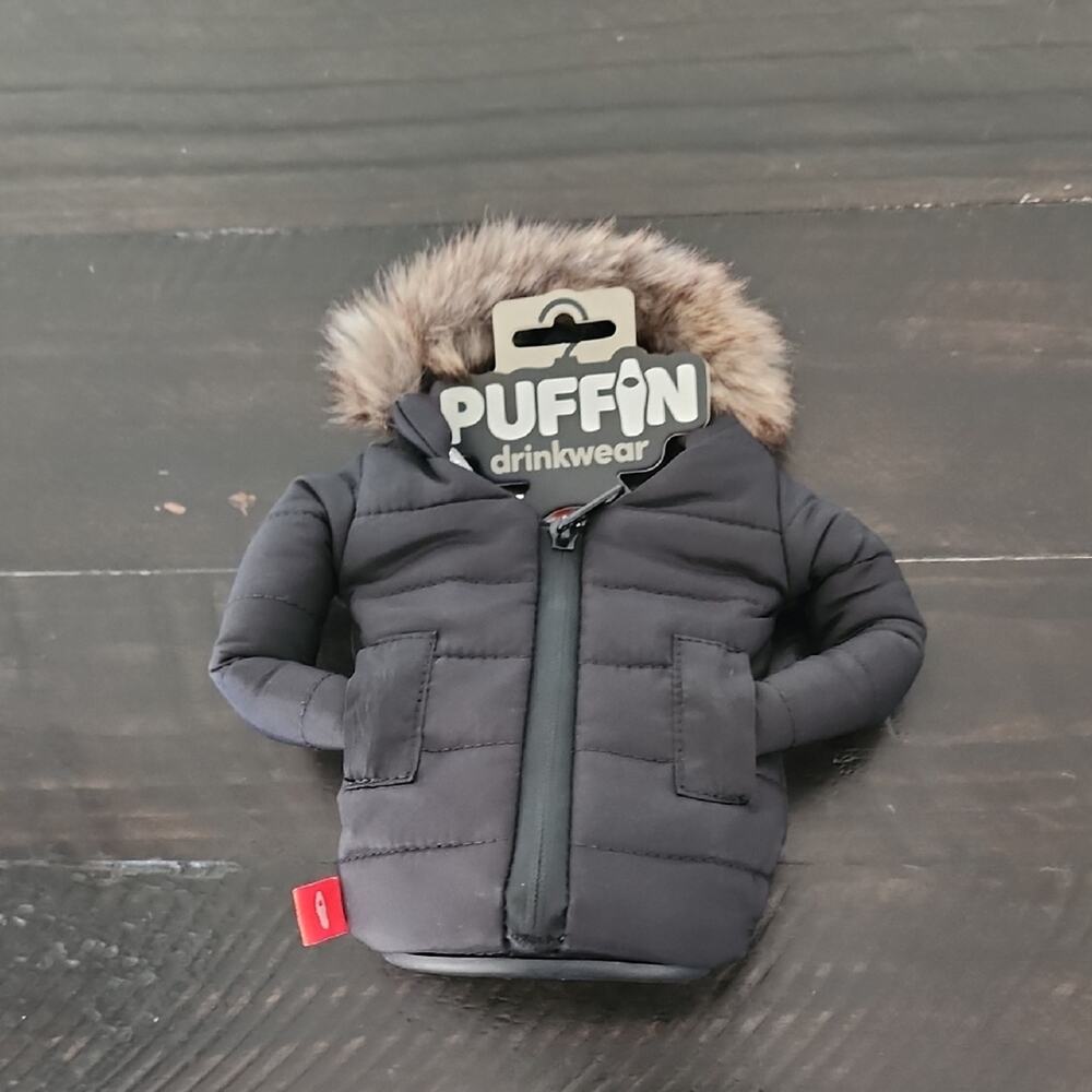 PUFFIN Drinkwear Koozie The Pahka Parka Jacket Cooler Bottles Cans Cold Black